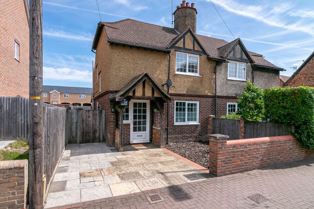 Thumbnail Semi-detached house for sale in Station Road, Baldock
