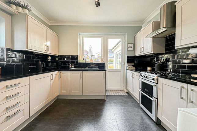 21 Ashcroft Drive, Wirral photo 3