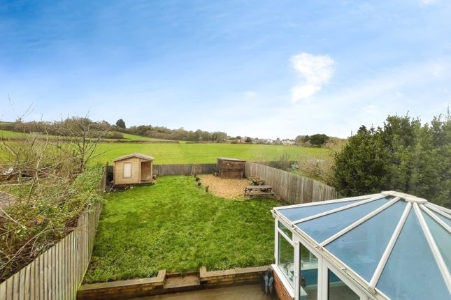 144a, Manor Lane, Gloucestershire photo 2