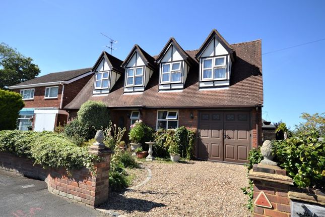 Thumbnail Detached house for sale in Grenville Avenue, Wendover, Aylesbury