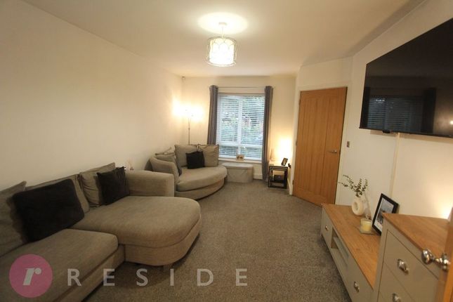 2, Victoria Street, Heywood photo 2