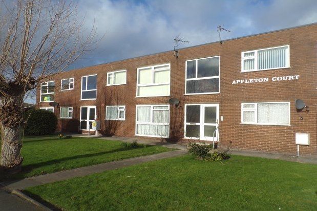 Thumbnail Flat to rent in 120 Conway Road, Colwyn Bay