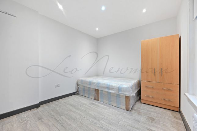 Room 1  HMO 51, Dafforne Road, London photo 2