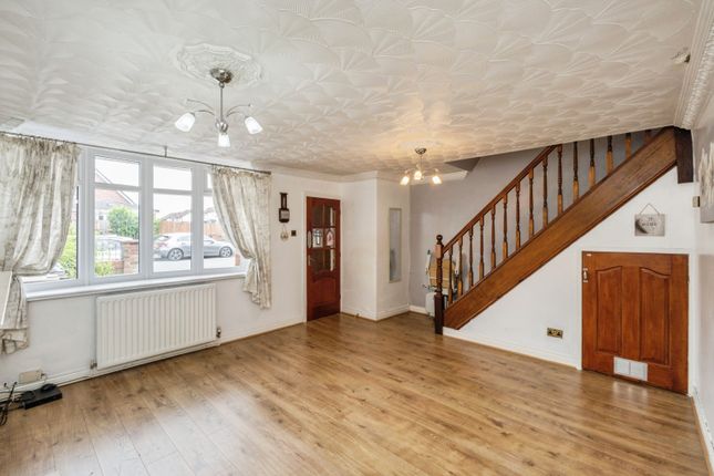 58, Chanters Avenue, Manchester photo 4