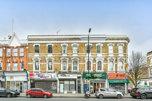 Flat for sale in Acre Lane, Brixton, London