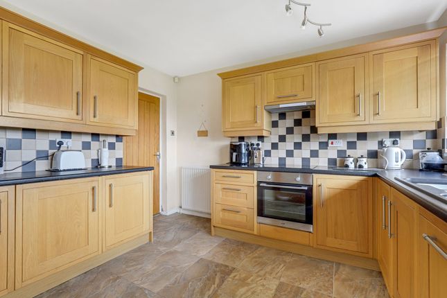 6 Bonser Close, Nottingham photo 3
