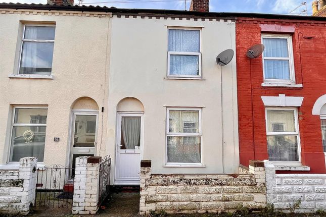 Thumbnail Terraced house for sale in East Road, Great Yarmouth