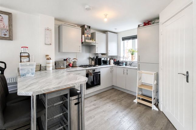 37, Whittle Road, Sleaford photo 4
