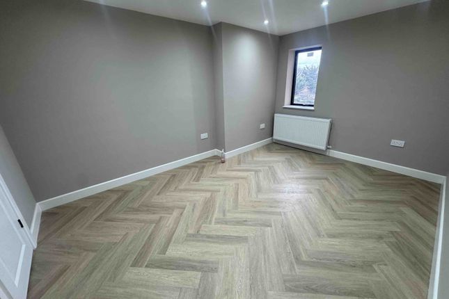 Flat 1 - High Road, Finchley