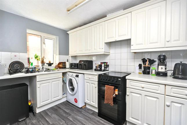 3, Pebble House, 43 Broad Oak Close, Eastbourne photo 3