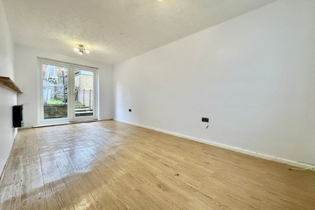 125, Holcroft Road, Southampton photo 5