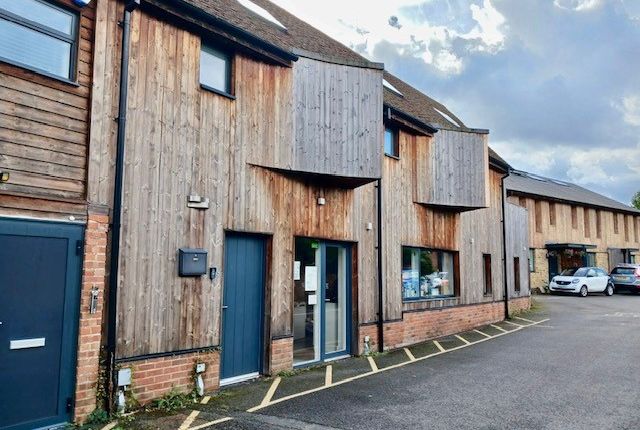 Office to let in Market Mews, Godalming