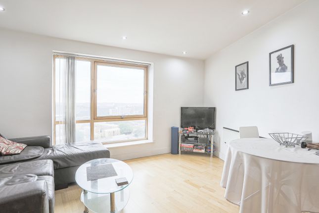 Flat for sale in The Boulevard, Leeds, West Yorkshire