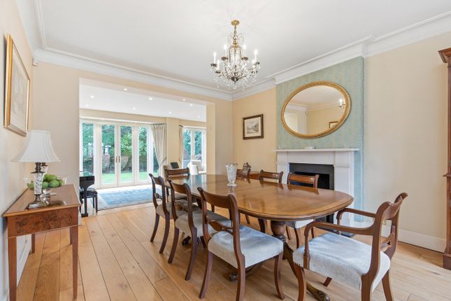 37, Cavendish Drive, Edgware photo 2