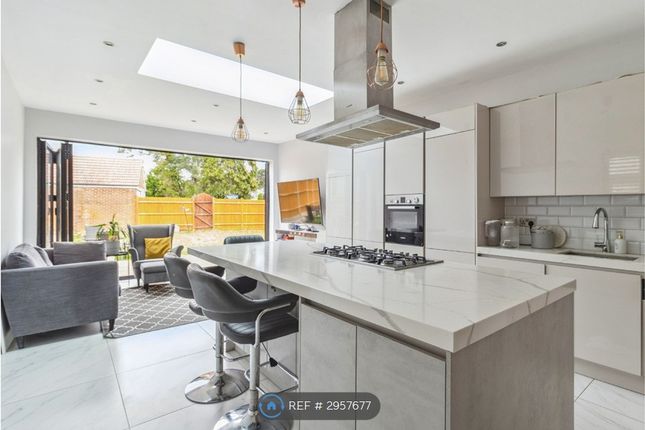 Hillview Road, Pinner photo 3