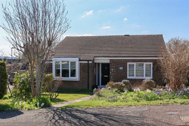 Derwent Gardens, Alresford SO24, 3 bedroom bungalow for sale - 64414268 ...