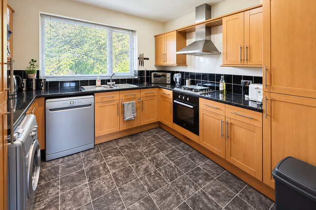 Flat 5, Rosamond Court, Rosamond Drive, Sheffield photo 3