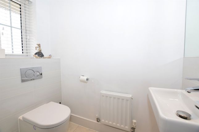 Terraced house to rent in 40 Lakeland Avenue, Bognor Regis, West Sussex