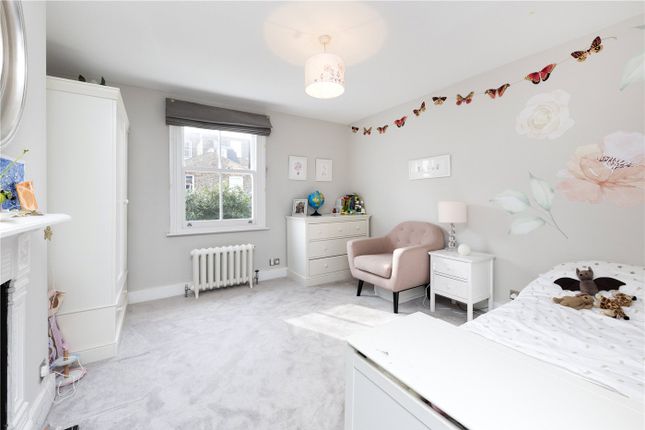 Terraced house for sale in Chelverton Road, London