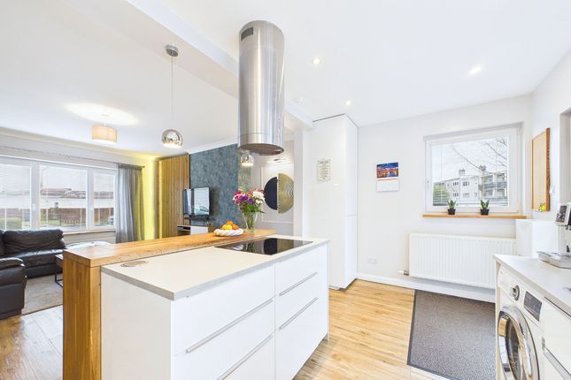 31 Beltrees Crescent, Glasgow photo 4