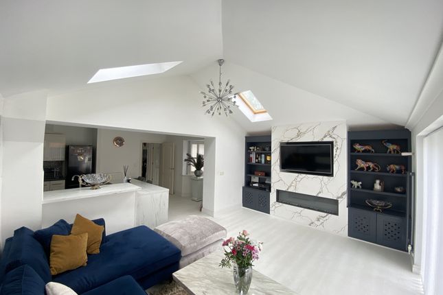 14, Singleton Close, Southport photo 4