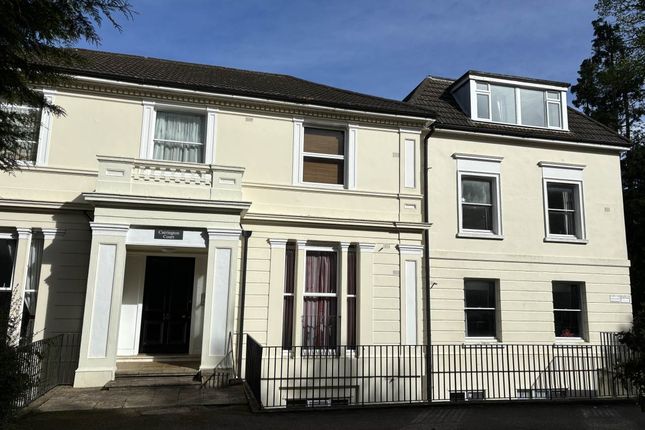 Thumbnail Flat to rent in Carrington Court, 18 Broadwater Down, Tunbridge Wells