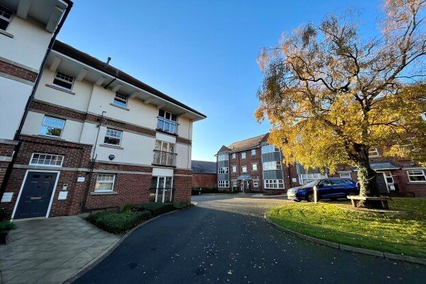 Thumbnail Flat to rent in Chesterfields, Darlington