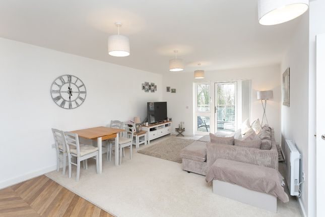 Flat for sale in Frogmore Road, Hemel Hempstead, Hertfordshire