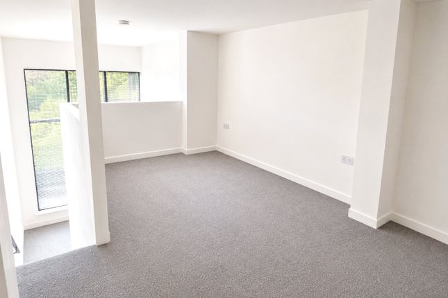 Lakeshore Apartments, Bristol photo 5