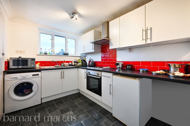Flat for sale in Lilleshall Road, Morden