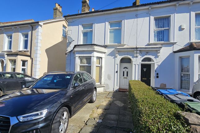 2-bed flat on Flat B, 109, Birchanger Road, London, £240,000