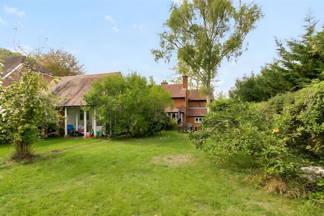 Abbotts Hill Lodge, Abbotts Hill, Andover photo 2