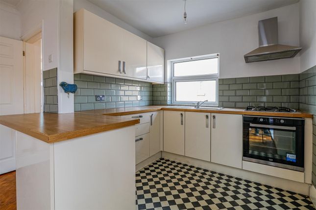 22, Finchley Road, Cardiff photo 3