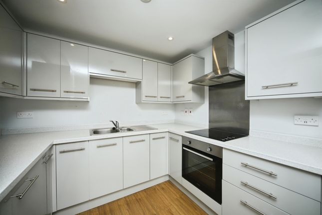 Flat 12, Paragon House, Paragon Place, Bridgwater photo 3