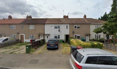 Thumbnail Terraced house to rent in Mead Avenue, Slough