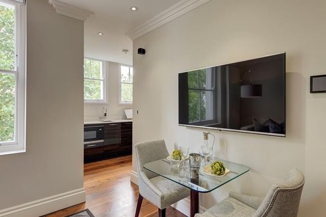 36, Garden House 86-92, Kensington Gardens Square, London photo 4