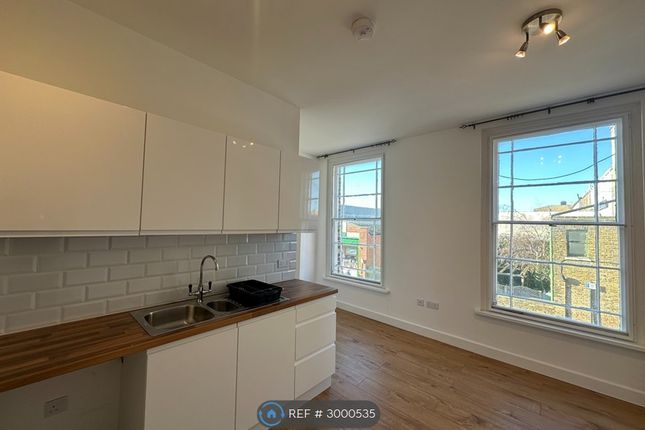 Flat, High Street Victoria Apartments, Herne Bay photo 3