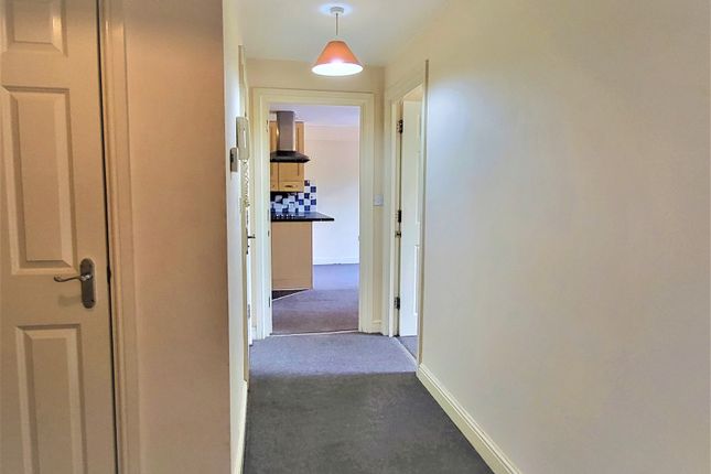 Flat for sale in Malden Road, Nascot Wood, Watford