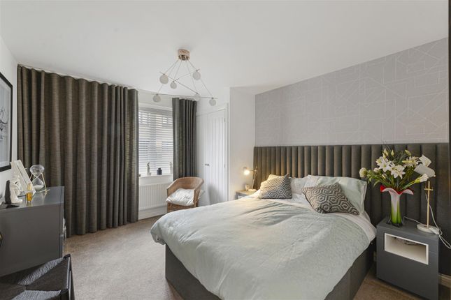 Flat 1, 96, Hawley Drive, West Malling photo 3