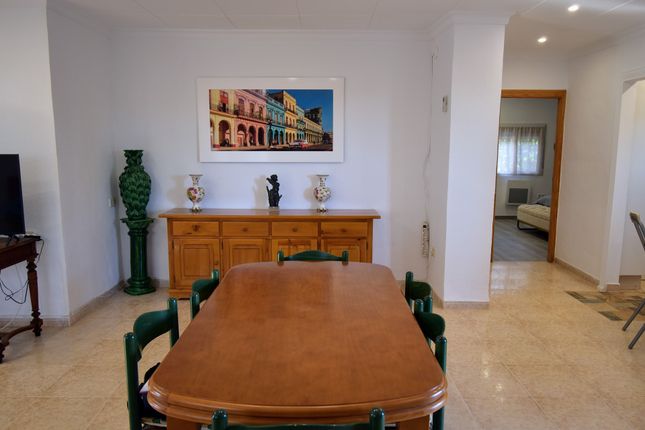 Villa for sale in Montroy, Valencia, Spain