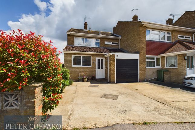 Thumbnail End terrace house for sale in Newton Close, Hoddesdon