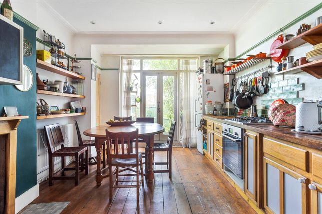 Thumbnail Terraced house for sale in Kingsmead Road, London