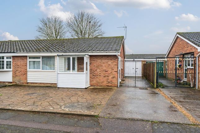 Thumbnail Bungalow for sale in Clovelly Way, Bedford