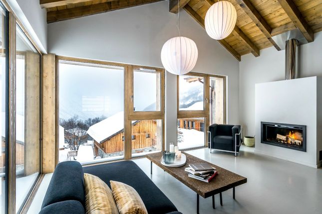 Thumbnail Apartment for sale in Saint Martin De Belleville, Rhone Alpes, France