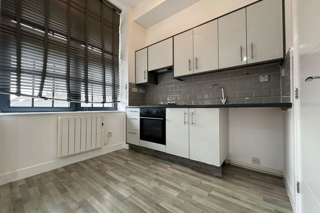 Flat 20, Aadams Apartments, 20 Frog Island, Leicester photo 2