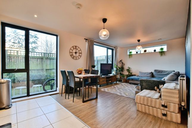 Apartment 4, Stonebrook, Etchells Road, Altrincham photo 2