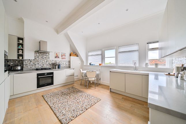 Apartment 5, The Turret,, Clarence Parade, Hampshire photo 3