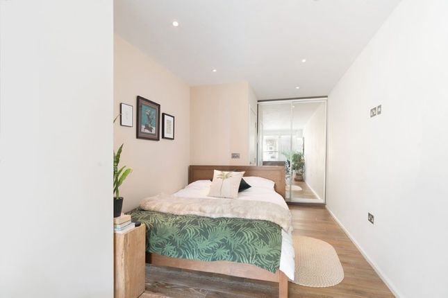62, Bruges Place, London photo 4