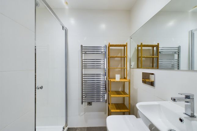 Flat 10, 4, Weldale Street, Reading photo 5