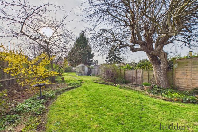 40, Copperfield Rise, Addlestone photo 4